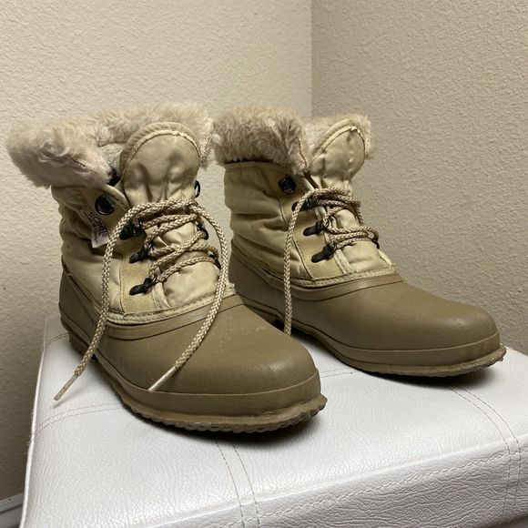 Ladies SOREL TROMPER Winter Ankle Boots Sz 7 w/remvbl wool liner & faux fur trim - Picture 1 of 15